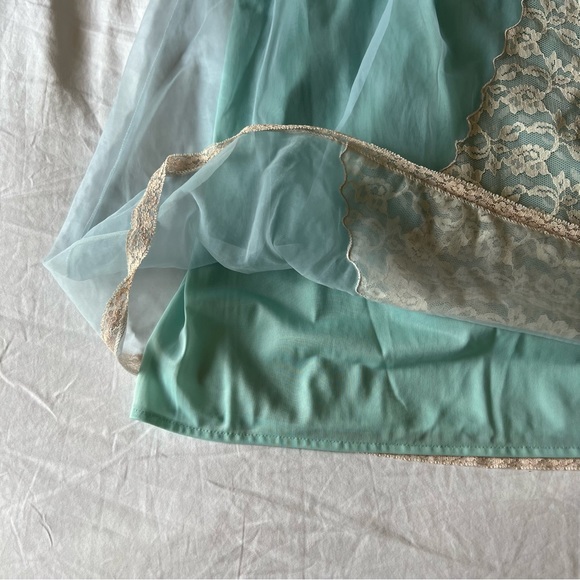 Vintage Nightgown - Picture 3 of 5